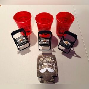 SET: Chiefs | 3 cups, 3 chairs + 1 can koozie